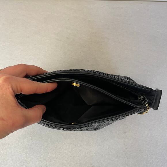 Vintage Whiting and Davis Black Metal Mesh Clutch Purse with Gold Hardware - Picture 12 of 12